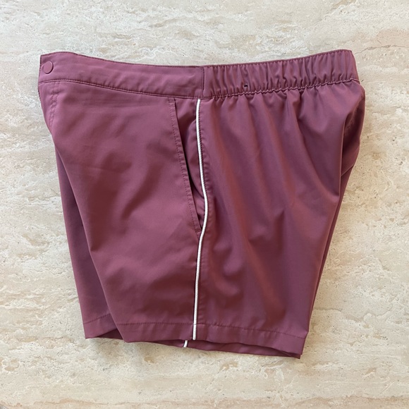 Abercrombie + Fitch Stretch All-Day Resort Shorts — Small - Picture 3 of 6